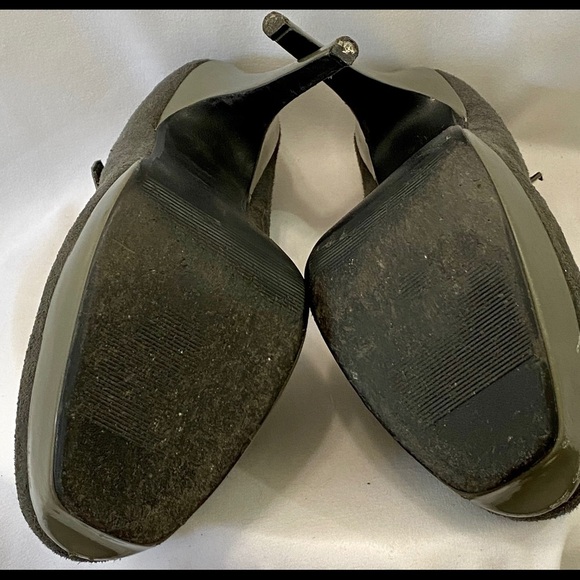 Delicious Gray Suede Platform Stiletto Heels 9 - Picture 10 of 16